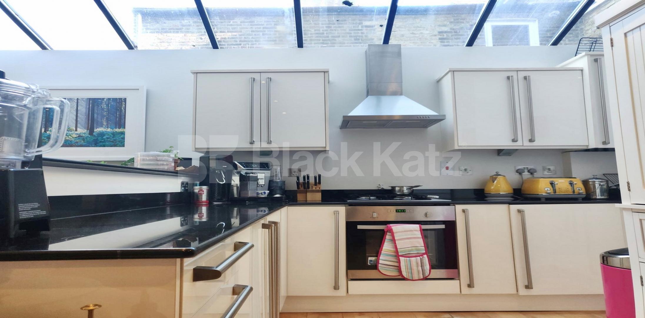 			LET, 2 Bedroom, 1 bath, 1 reception Apartment			 Fernlea Road, Balham